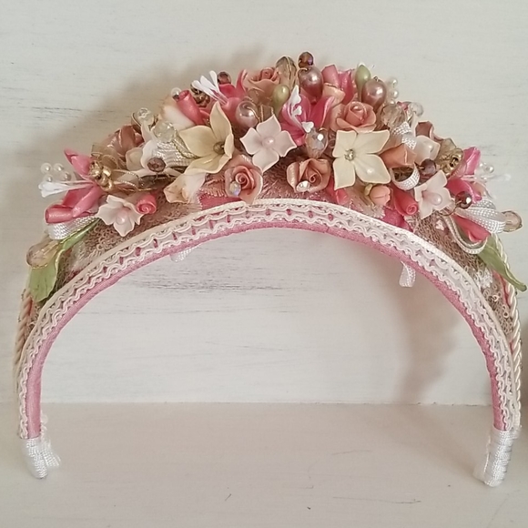 Handmade girls or women headpiece - Picture 4 of 6
